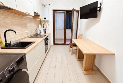 Apartament cu 2 camere decomandat, mobilat în Cristian