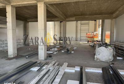 Spațiu comercial, de 700 mp, în Central - 3