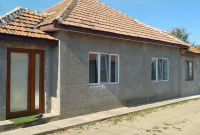 Casă în Băilești - 2