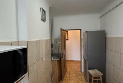 Apartament cu 2 camere decomandat în Bârlad - 1