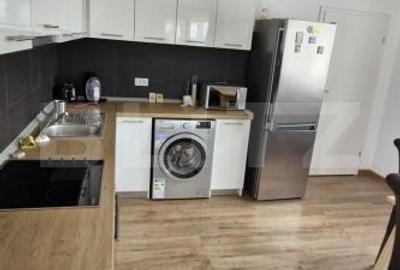 Casă cu 3 camere cu Teren 2000 Mp în Voinești - 2