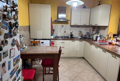 Apartament cu 2 camere decomandat, mobilat în Central - 1