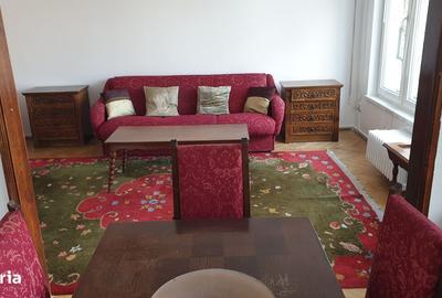 Apartament cu 3 camere, mobilat în 1 Mai - 1