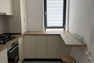Apartament cu 2 camere decomandat în Titan