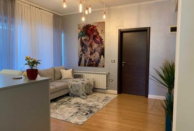 Apartament cu 3 camere semidecomandat, mobilat în 13 Septembrie
