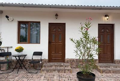 Apartament cu 2 camere semidecomandat în Craiovei
