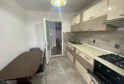 Apartament cu 2 camere decomandat în C5 - 2