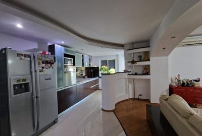 Apartament cu 3 camere decomandat, mobilat în Drumul Sării - 1