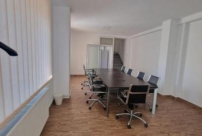 Casă cu 6 camere cu Teren 165 Mp în Vatra Luminoasă - 5