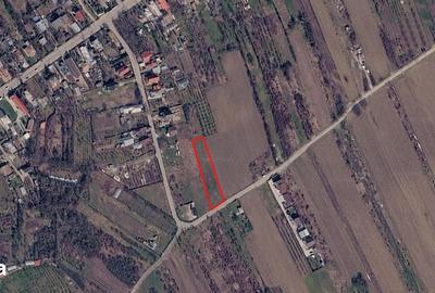 Teren de 3000 mp, în Central
