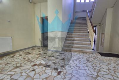 Apartament cu 4 camere semidecomandat în Unirii - 26