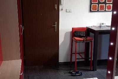 Apartament cu 2 camere decomandat în Aviației