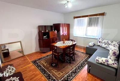 Casă cu 4 camere cu Teren 714 Mp în Central