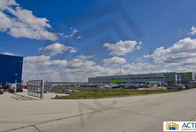 Spațiu industrial, de 8,000 mp, în Aeroport