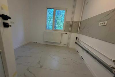 Apartament cu 3 camere semidecomandat în Titan - 2
