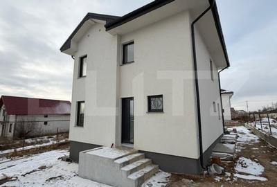 Casă individuală cu 5 camere cu Canalizare în Burdujeni