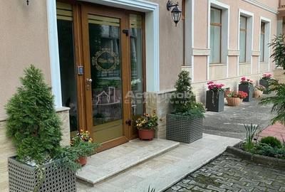 Spațiu comercial, de 792 mp, în Central