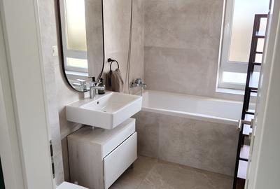Apartament cu 2 camere decomandat în Central - 1