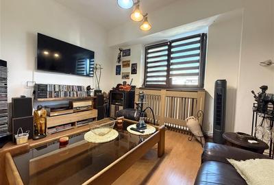 Apartament cu 4 camere decomandat în Nicolina - 3