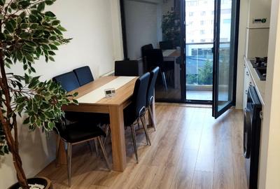 Apartament cu 2 camere semidecomandat în Universitate