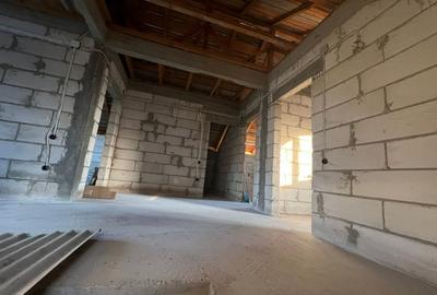 Casă individuală cu 4 camere cu Canalizare în Valea Călugărească - 4