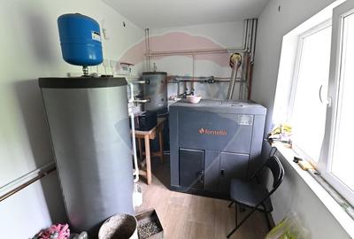 Hotel/Pensiune, de 342 mp, în Baia de Fier - 19