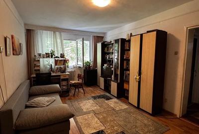 Apartament cu 2 camere semidecomandat în Tătărași