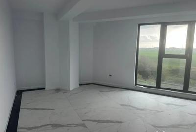 Apartament cu 2 camere decomandat în Tomis Plus - 3