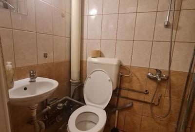 Garsonieră în Intim