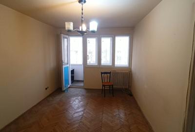 Apartament cu 2 camere semidecomandat în Iancului