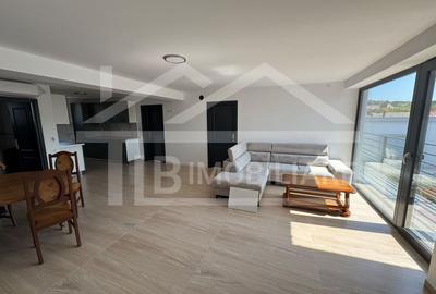 Apartament cu 3 camere semidecomandat în Central