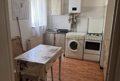 Apartament cu 3 camere în Central - 3