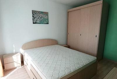 Apartament cu 2 camere semidecomandat în Lotrioara