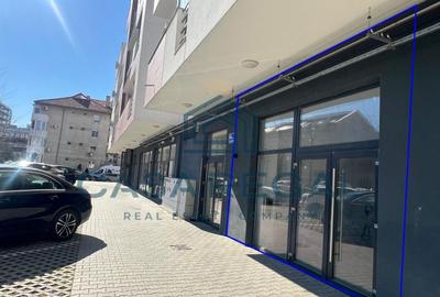 Spațiu comercial, de 73 mp, în Central