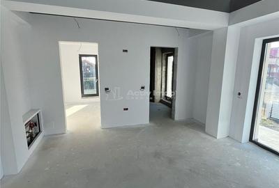 Casă cu 4 camere în Vânători