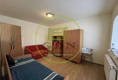 Garsonieră decomandată, mobilată în Valea Aurie - 3