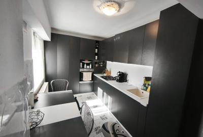 Apartament cu 2 camere decomandat în Central - 2