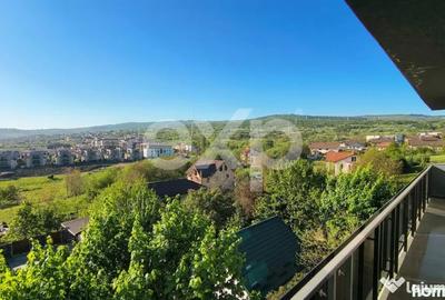 Apartament cu 2 camere decomandat în Borhanci