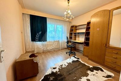Apartament cu 2 camere decomandat, mobilat în Între Lacuri