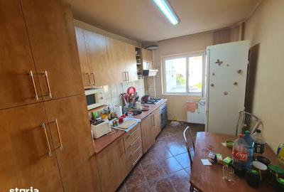 Apartament cu 4 camere în Micălaca