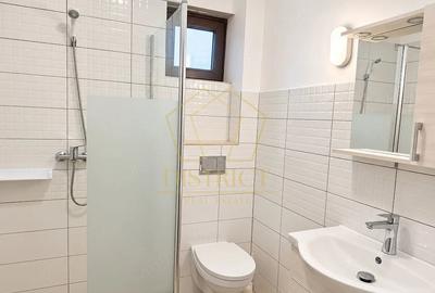 Casă cu 4 camere cu Teren 560 Mp în Giarmata
