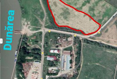 Teren de 20000 mp, în Ceatalchioi