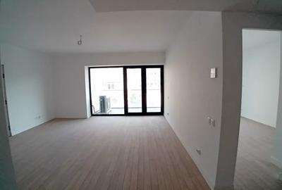 Apartament cu 3 camere decomandat în 13 Septembrie