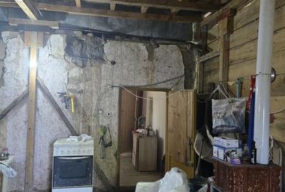 Casă cu 3 camere în Central