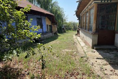Casă cu 3 camere în Călugăreni - 2
