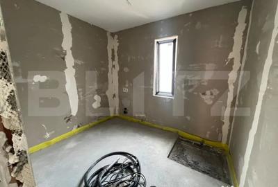 Casă cu 4 camere cu Teren 460 Mp în Central