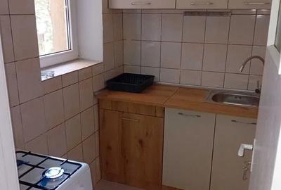Apartament cu 2 camere decomandat în Floreasca