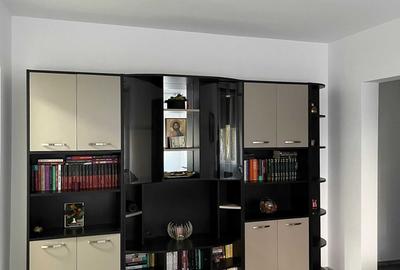 Apartament cu 2 camere semidecomandat în Hipodrom