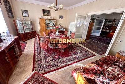 Apartament cu 3 camere decomandat, mobilat în Central