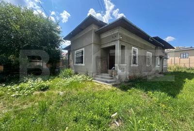 Casă cu 3 camere cu Teren 1111 Mp în Central